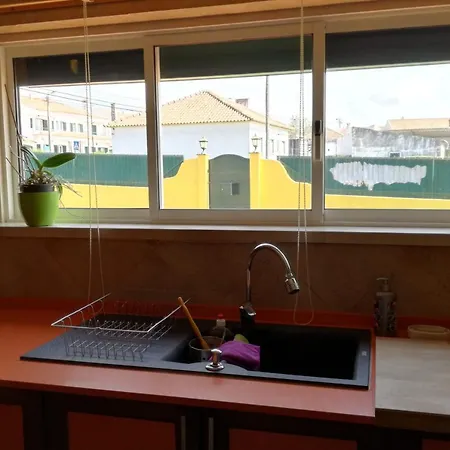 Hébergement de vacances Guestready - Lovely Casa Do Vale In Up To 7pax *